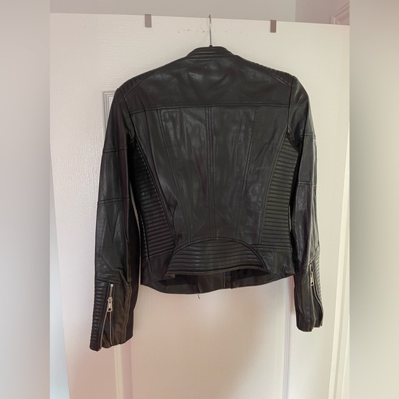 Leather Jacket Size Medium - Picture 2 of 2